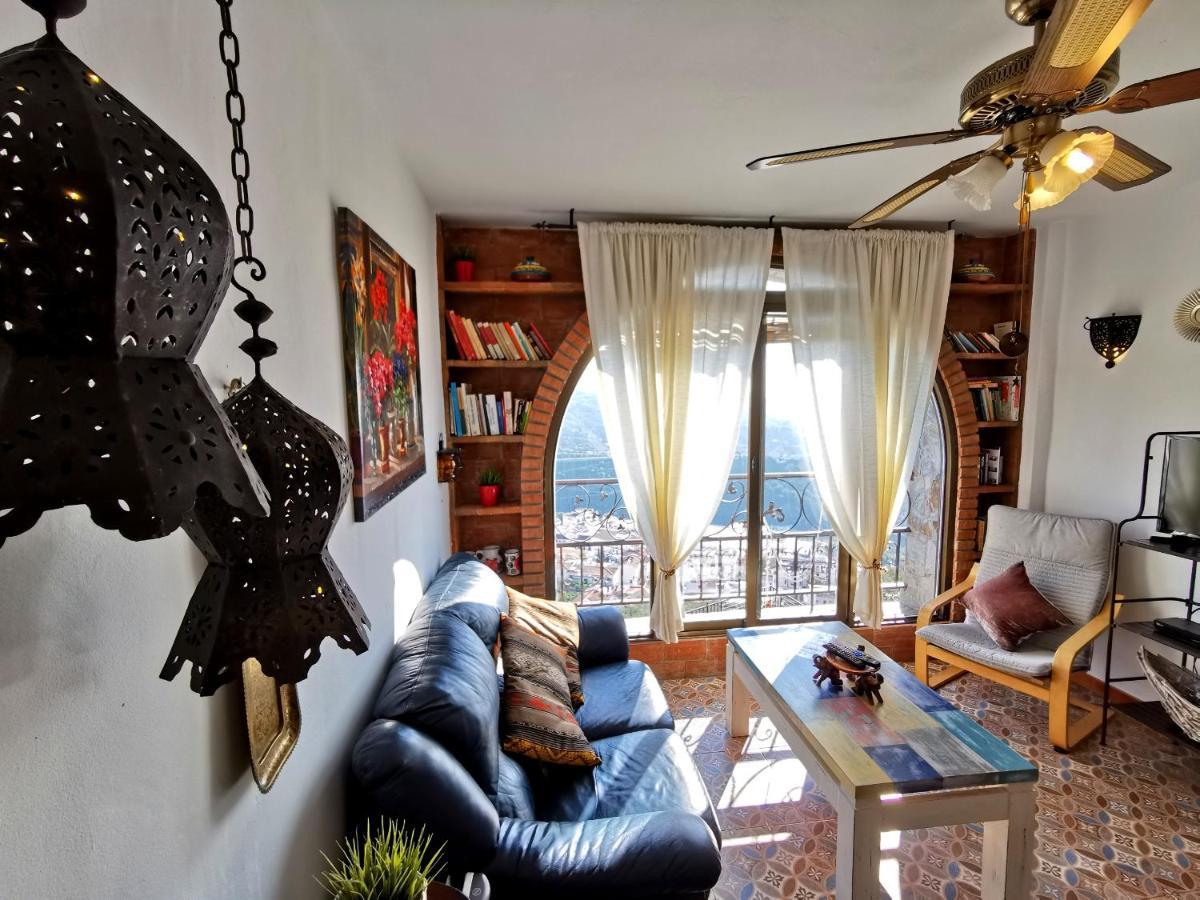 Apartamentos Alma Y Montana Cómpeta Extérieur photo