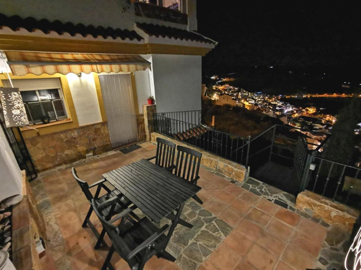 Apartamentos Alma Y Montana Cómpeta Extérieur photo